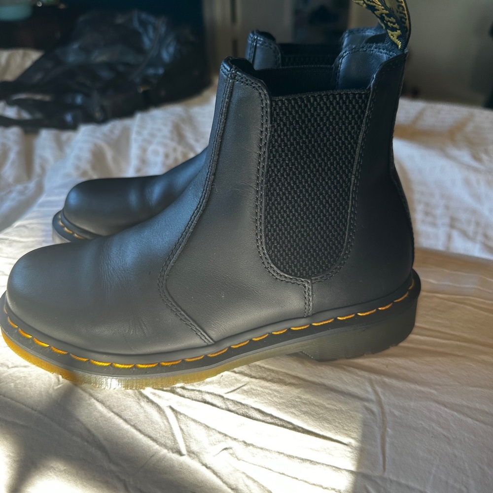 Dr. Martin Chelsea boots size 7